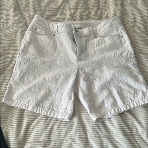 Simply Vera Vera Wang White Bermuda Shorts Relaxed Fit